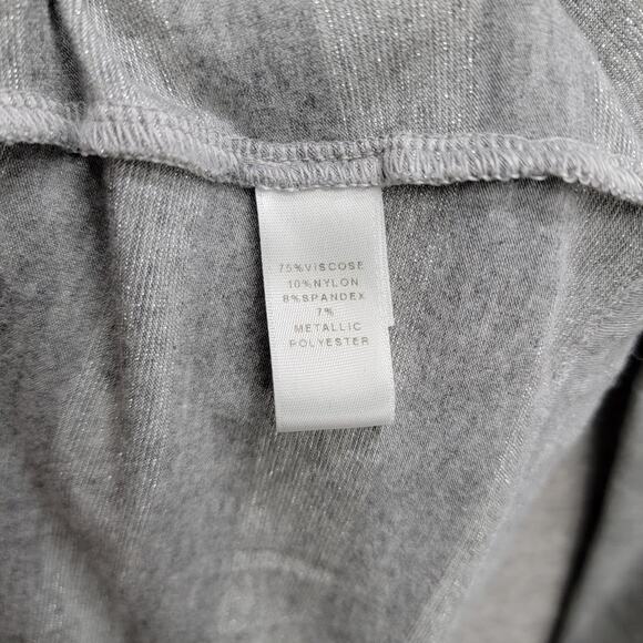 ST JOHN METALLIC SILVER V NECK TOP, SIZE L - Picture 6 of 8